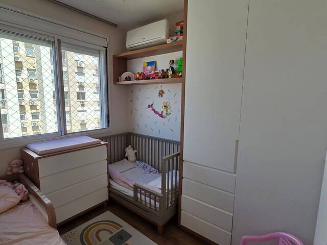 Apartamento para Venda em Porto Alegre - 5